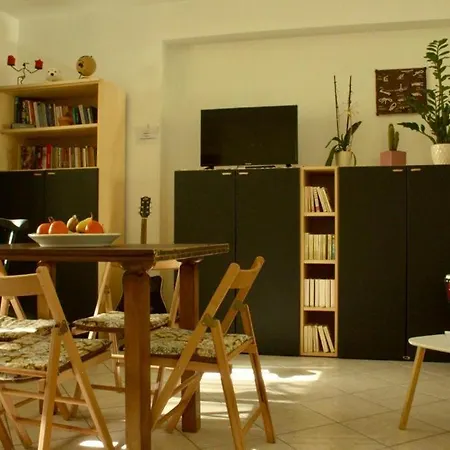 Casa Arcobaleno شقة مارسالا